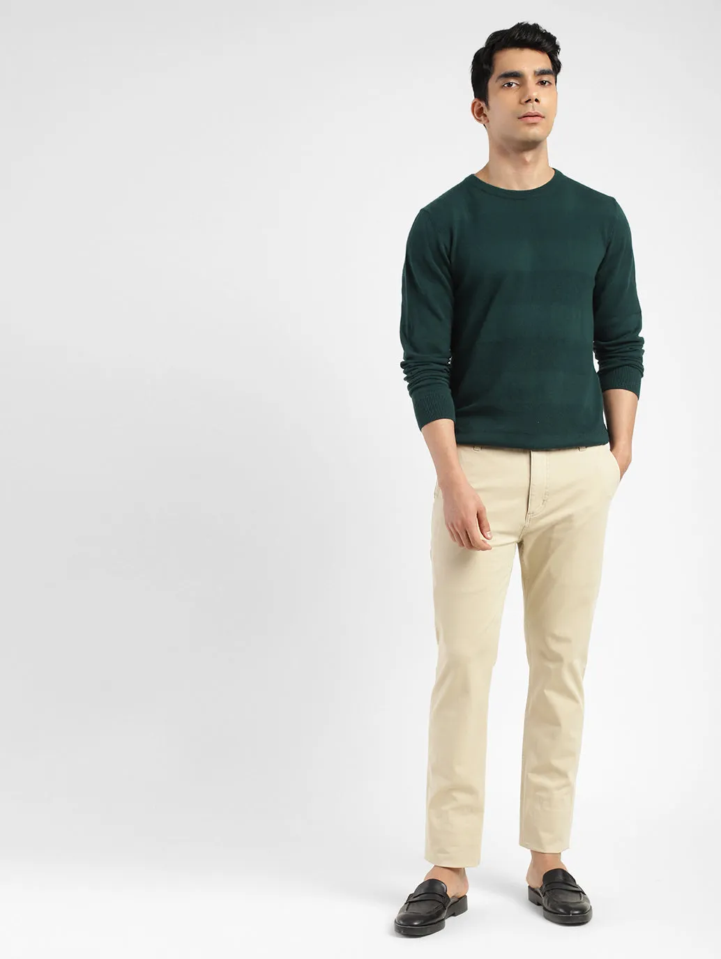 Men's Solid Crew Neck Sweater
