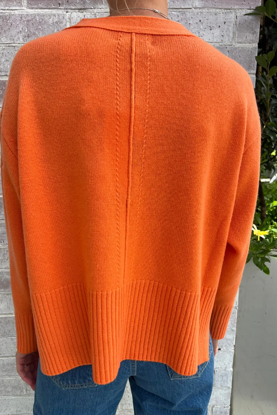 N99W Cardigan Citrus Flash