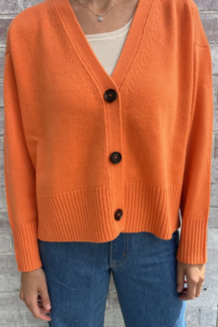 N99W Cardigan Citrus Flash