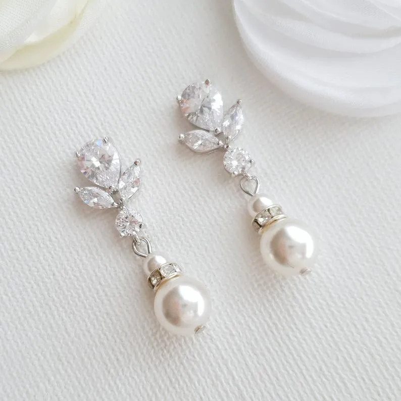 Pearl Bridal Earrings Silver- Nicole