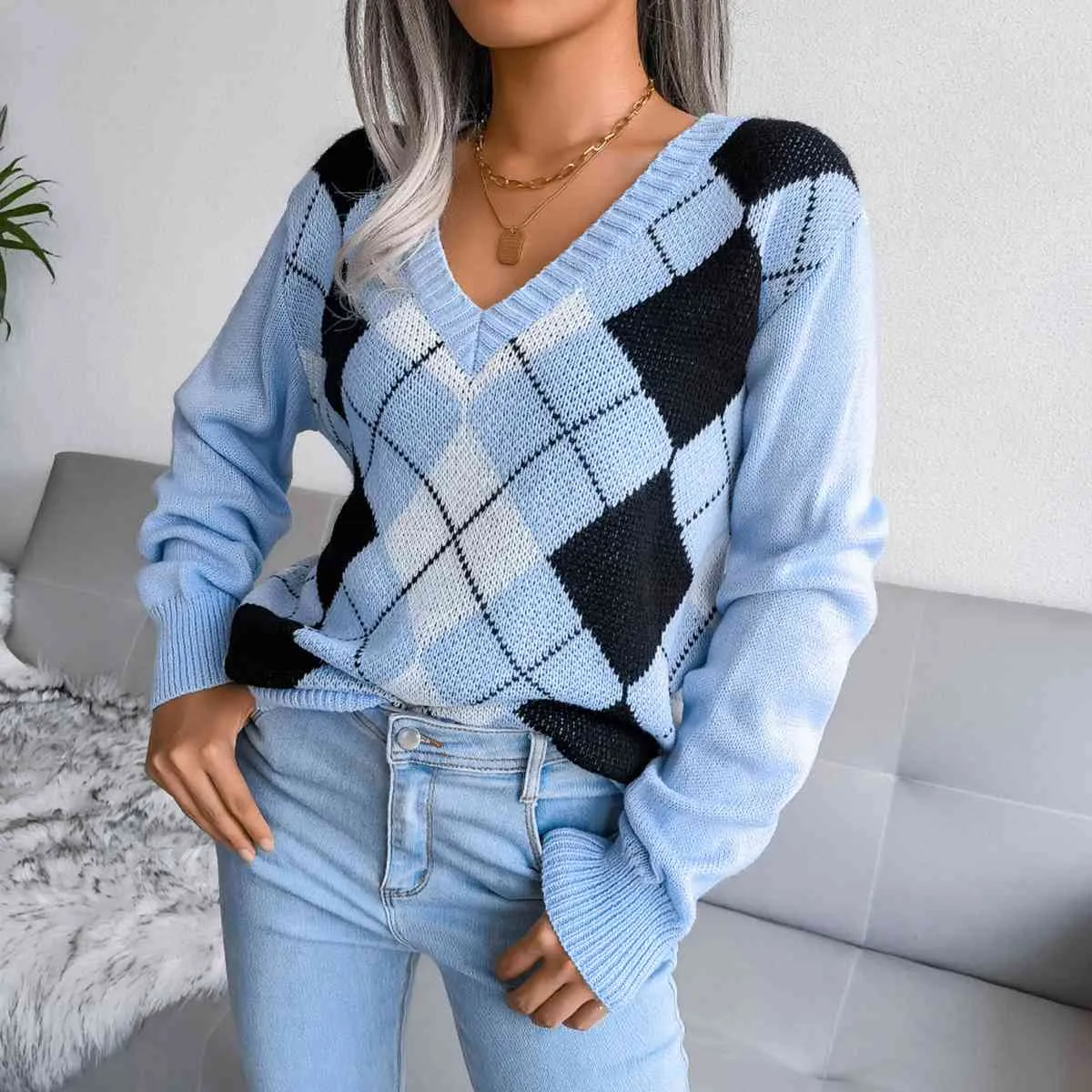 Women's Geometric V-Neck Sweater